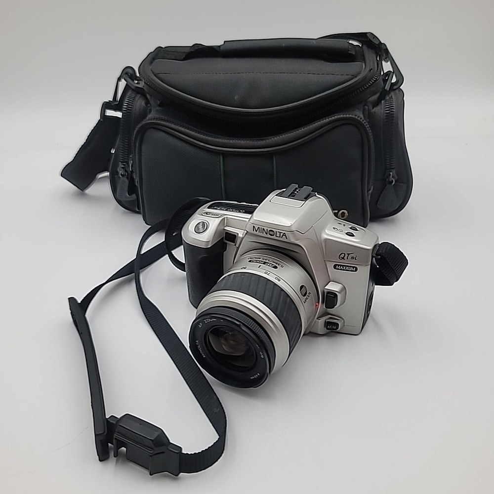 Minolta Maxxum QT Si 35mm Film + 35-80mm AF Zoom Lens‎ (UNTESTED)